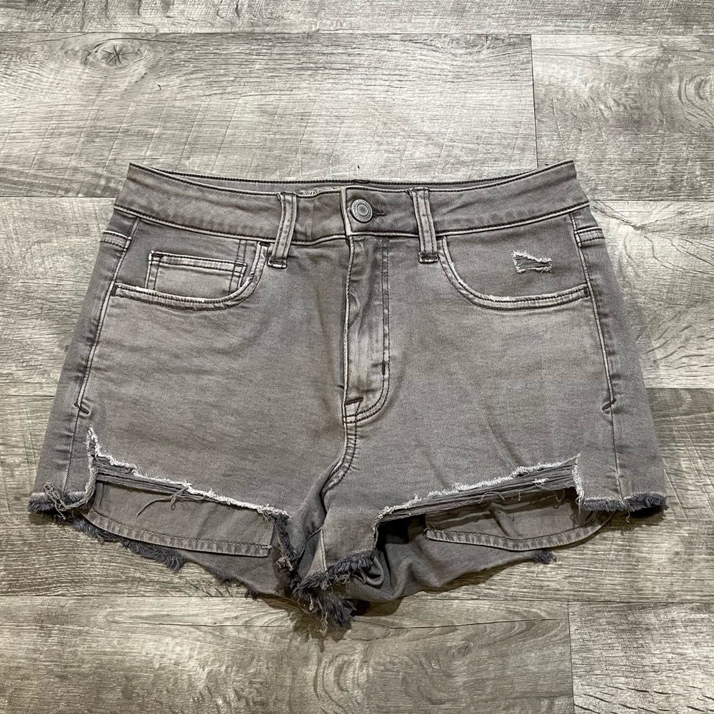 American Eagle Gray High Rise Shortie